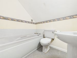En-suite- click for photo gallery